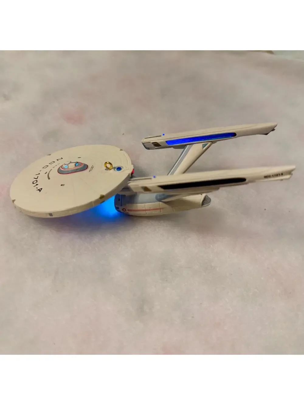 USS Enterprise NCC-1701-A - Star Trek - Magic Light Hallmark Keepsake Ornament